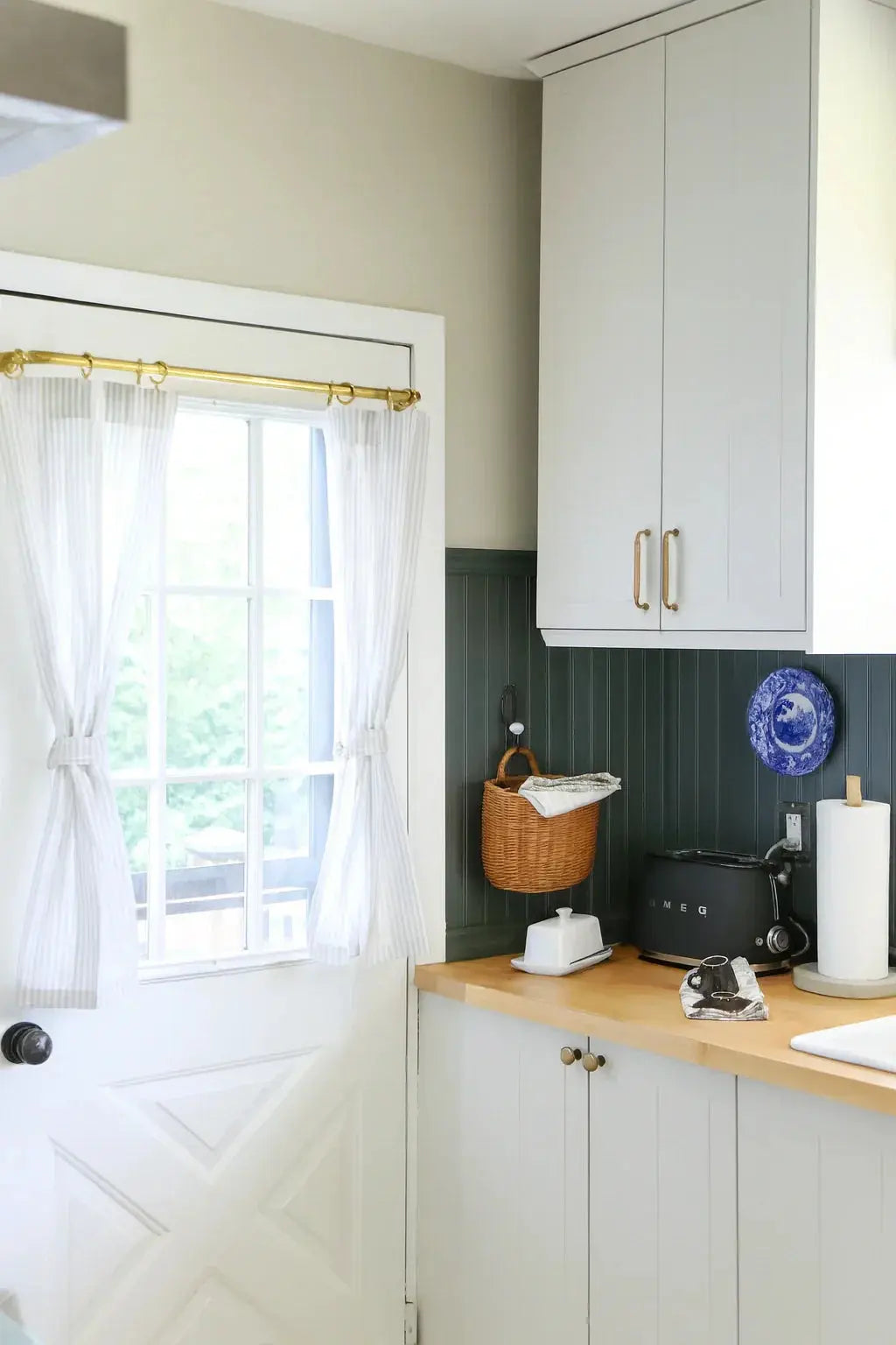 From Simple to Stunning: Styling Unlacquered Brass Café Curtain Rods 