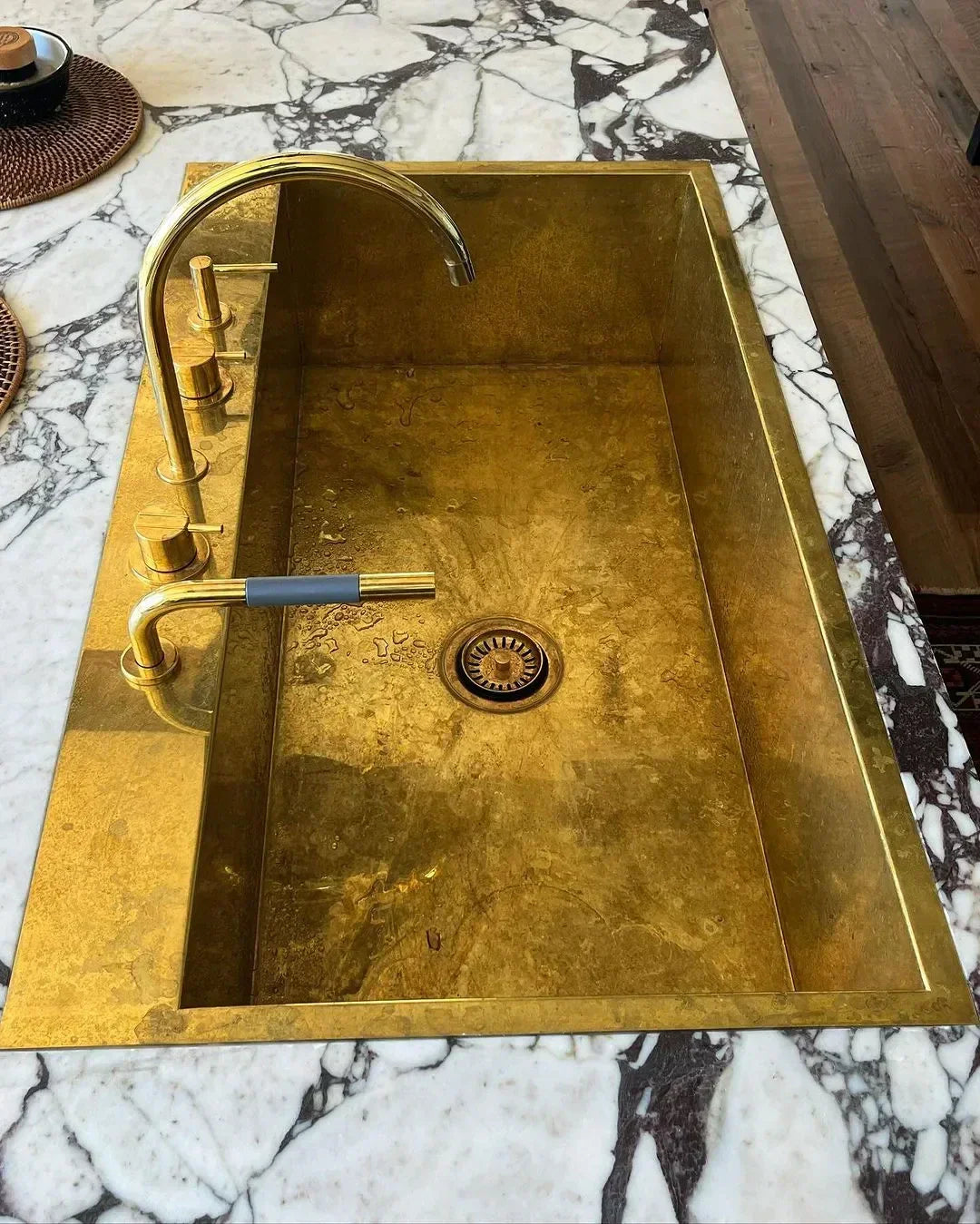 How to Clean Brass & Copper Sinks – Atlas Finest