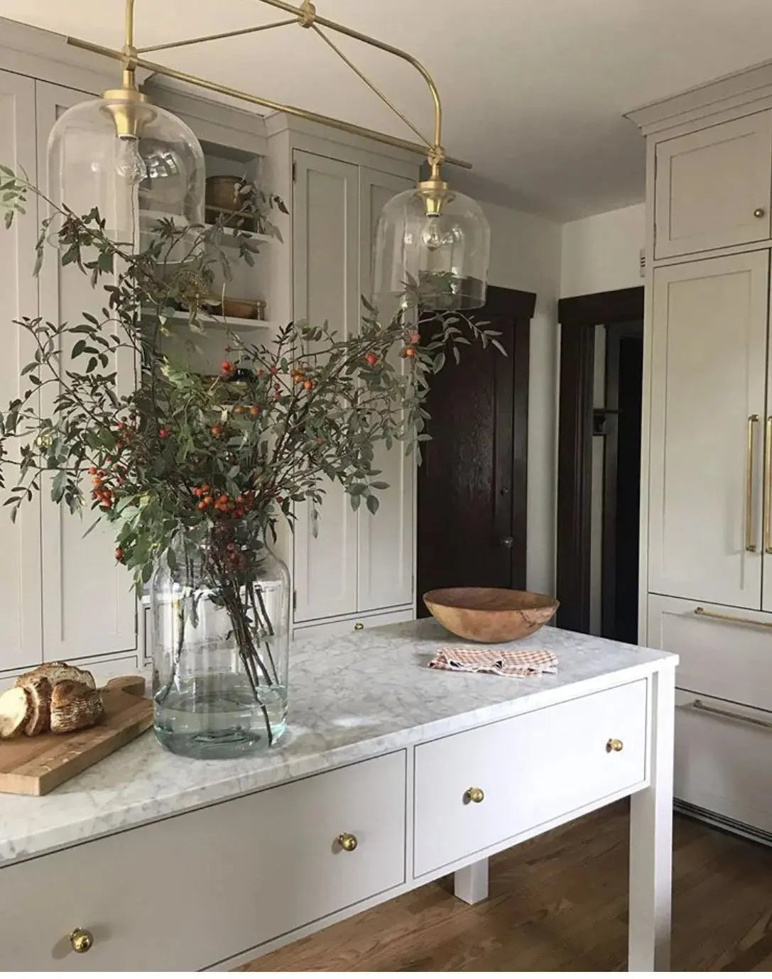 Back to Style: How to Refresh Your Kitchen Décor Before Labor Day AtlasFinest