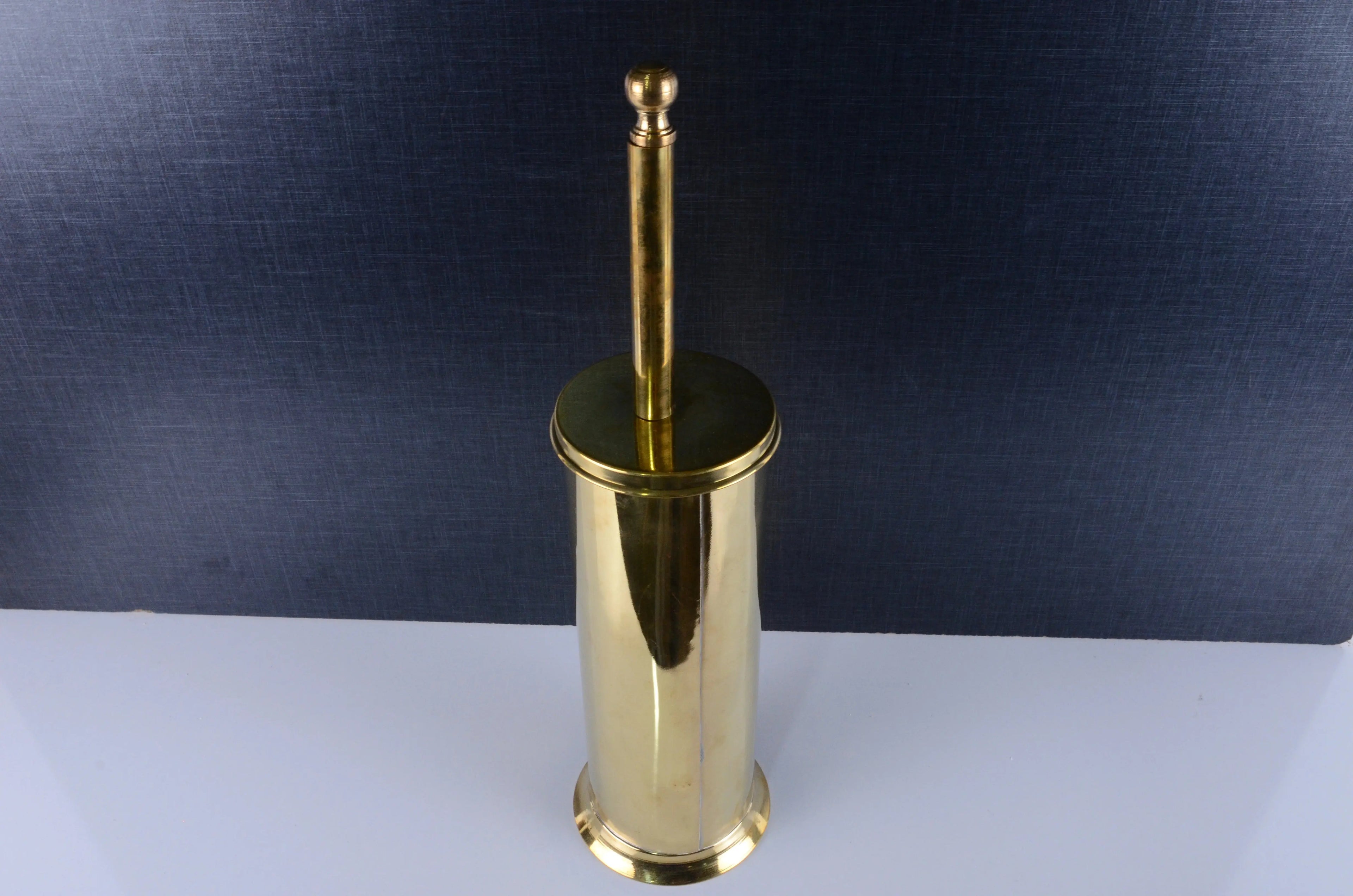 Unlacquered Brass Toilet Brush With Smooth Finish - AtlasFinest