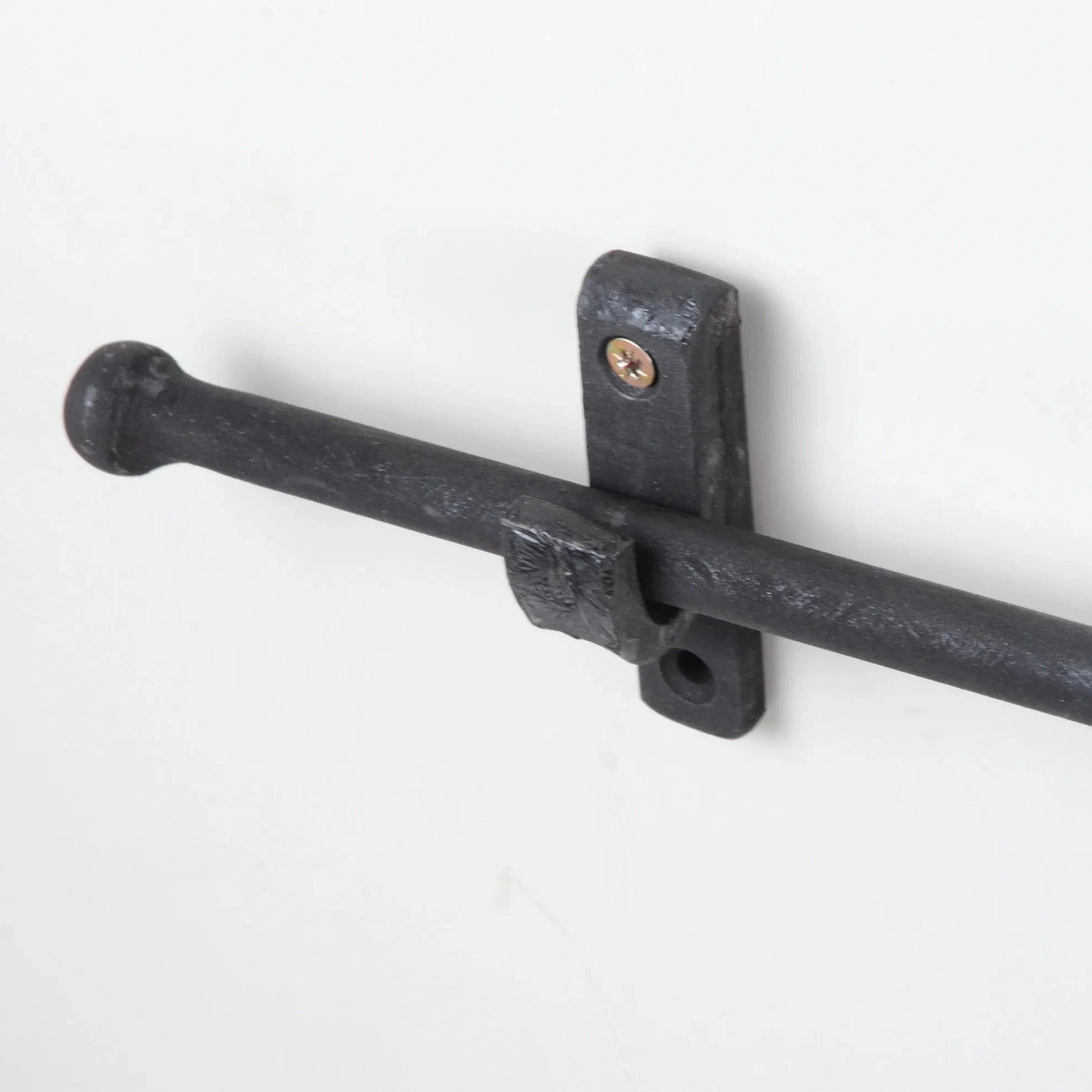 IRON CURTAIN RODS BLACK ATLAS FINEST