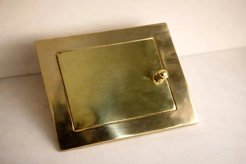 Minimalist Toilet Roll Holder