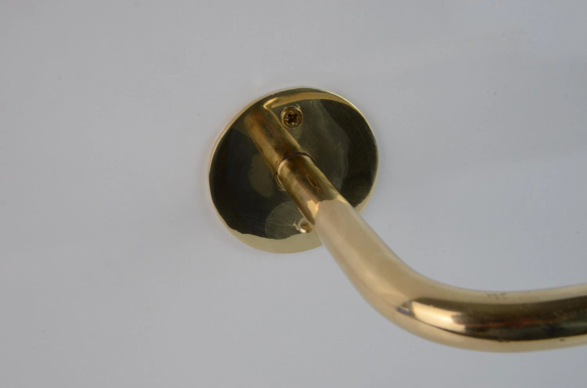 Unlacquered Brass Wall Mounted Toilet Paper Holder With Round Support