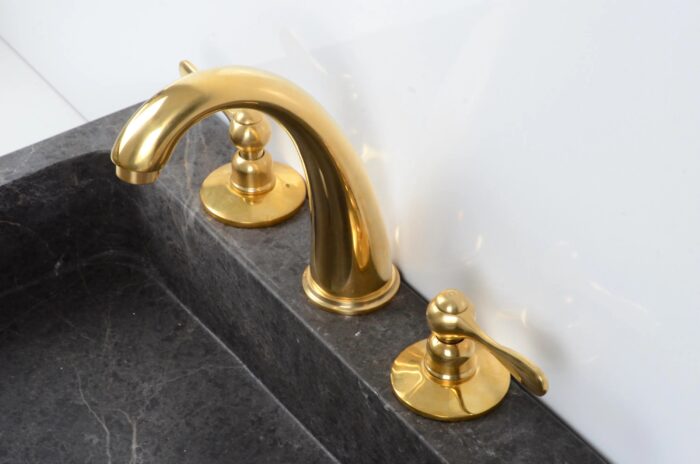 Victorian style faucet
