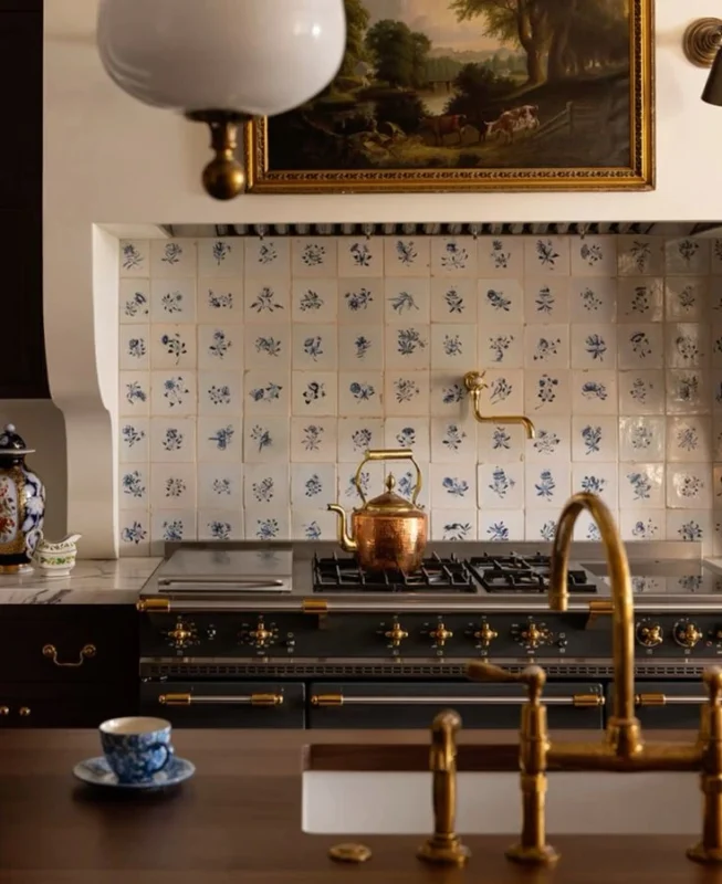 Aged Brass Fixtures