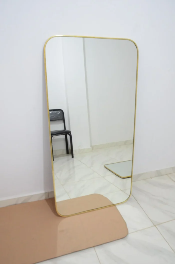 bedroom mirror
