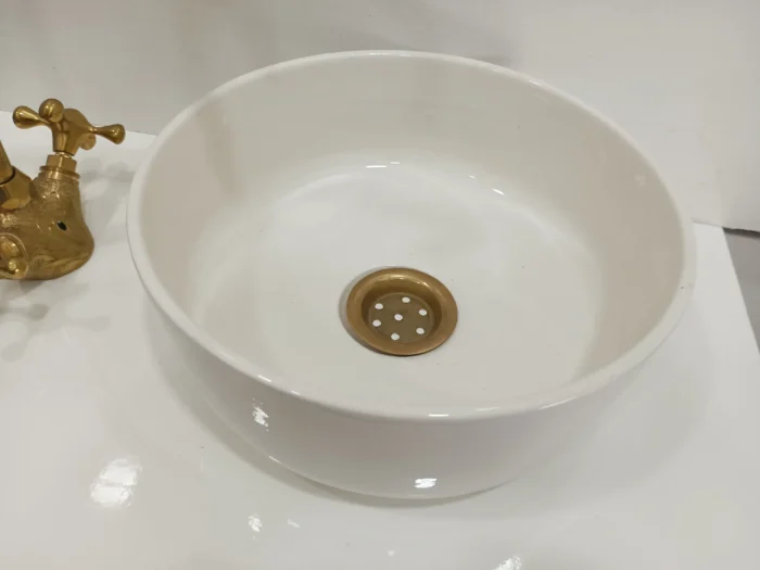 White Ceramic Sink for Bathroom